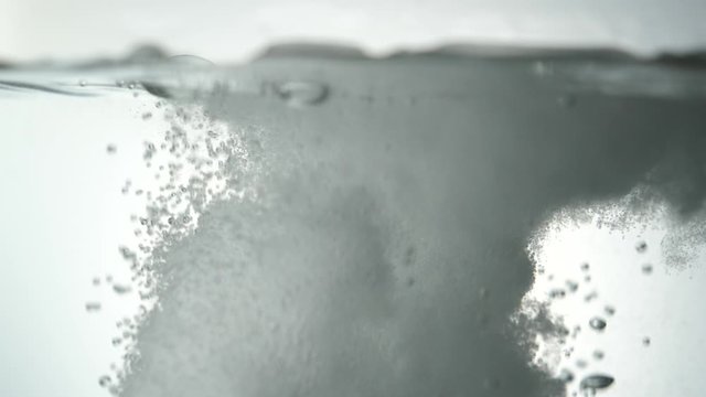 水と粉末