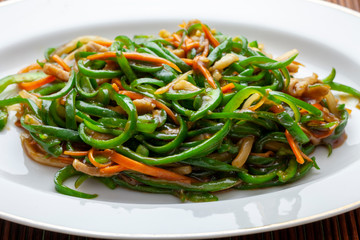 青椒肉絲（チンジャオロウスー/チンジャオロース）