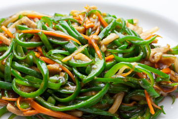 青椒肉絲（チンジャオロウスー/チンジャオロース）