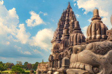 インドネシア・中部ジャワ州 プランバナン寺院群の風景
