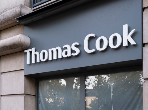 Agence de voyage Thomas Cook ferm&eacute;e apr&egrave;s la d&eacute;cision de liquidation judiciaire de l'enseigne - France - Maisons laffitte - 23-09-2019