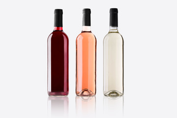 Mockup botellas de vino variadas