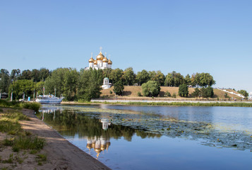 Yaroslavl; on Kotoroslnaya the waterfront from the island of the island