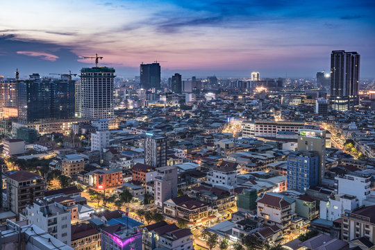 Fototapeta Phnom Penh by night, Cambodia