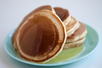 pancakes with honey