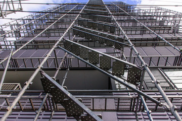 マンションの仮設足場