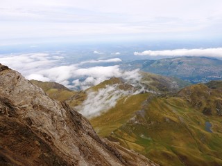 Vallée de Bagnères de Bigorre vue du Pic du Midi dans les Pyrénées