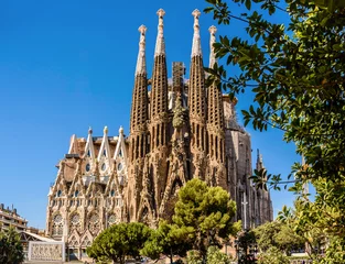 Foto op Plexiglas Kathedraal Sagrada Familia (cat. - Tempel Expiatori de la Sagrada Família) in Barcelona, Spanje. © Andrey Nikitin