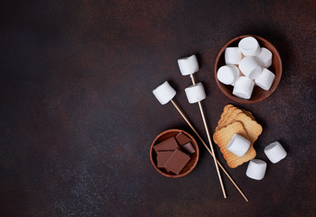 ingredients for cooking smore - 291533938