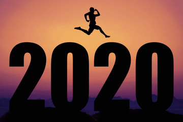 Neues Jahr 202 Silhouette mit Läufer 