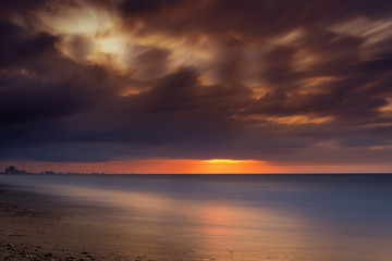 Fototapeta premium Sunrise storm brewing