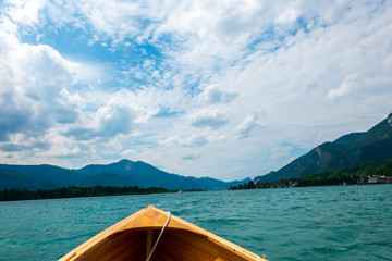 Holzboot auf dem Wolfgangsee, Salzkammergut, &Ouml;sterreich, im Sommer