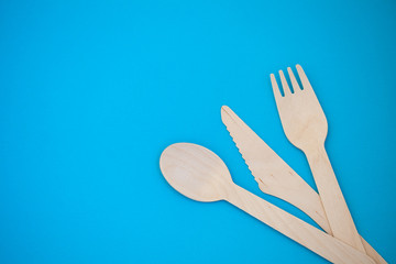 Zero waste, environmentally friendly, plastic without a background, disposable tableware, cardboard tableware, paper tableware, space for text, view from the top. Save the planet. wooden appliances.