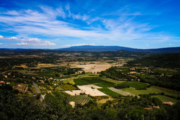 panorama with cultivated fields near Gordes in French provence - 291586308