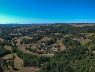 Fototapeta na wymiar Travassac (Corrèze, France) - Vue aérienne en direction de Donzenac