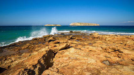 Paros - Kykladen - Parikia - Küste - Felsen