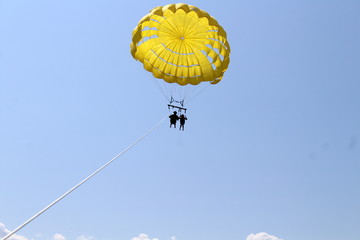 Yellow Parachute