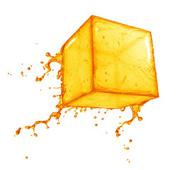 Fototapeta na wymiar Juice splash cube