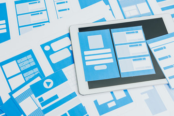 Developing wireframe UX/UI mobile application design.