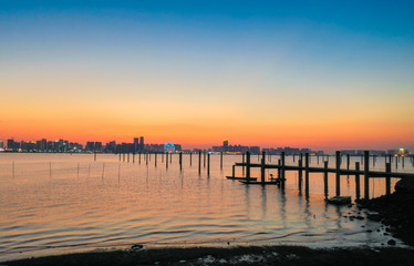 Fototapeta na wymiar The view of Zhanjiang Bay in Guangdong at dusk