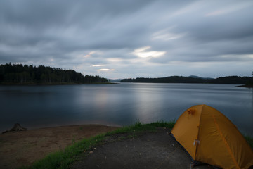 朱鞠内湖　湖畔のキャンプ
