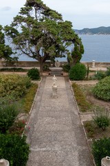 Fototapeta na wymiar Isola d'Elba - Portoferraio - Giardino di Villa dei Mulini