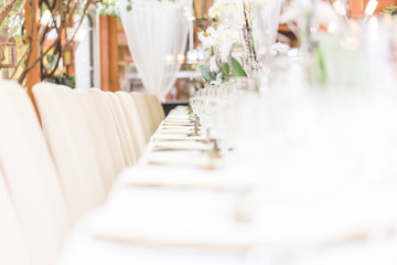 beautivul and very nice wedding table decoration