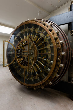 Bank Safe / Vault - Abandoned People's Bank Building - Downtown McKeesport, Pennsylvania