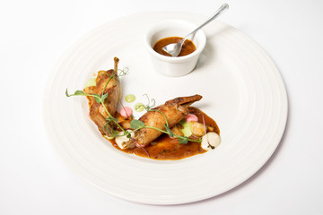 Fried quail with sauce