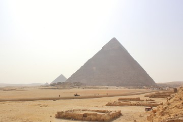 Fototapeta na wymiar The great pyramids of giza in egypt