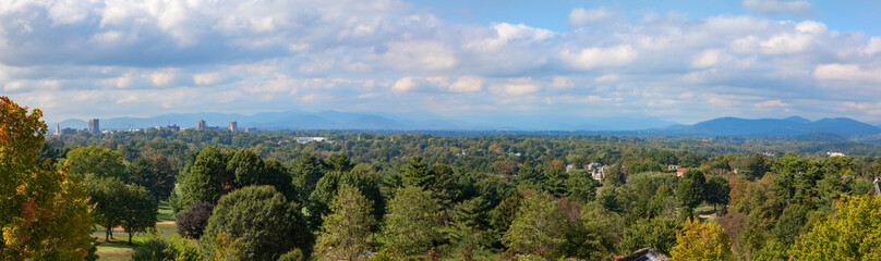 Fototapeta na wymiar Asheville, North Carolina fall panorama.