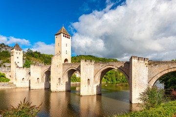 Pont Valentre across the Lot River in Cahors south west France - obrazy, fototapety, plakaty