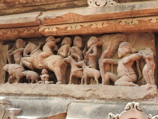 Fototapeta na wymiar The frescoes are erotic inside the temples of the Western group including Visvanatha-Khajuraho, Madhya Pradesh, India, UNESCO heritage