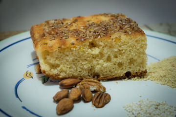 Panesillo para el desayuno con nueces