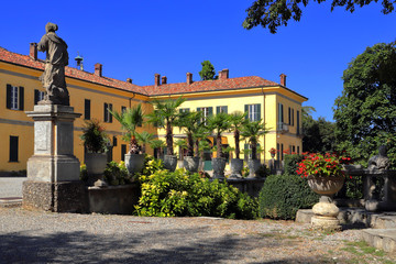 villa castelbarco in vaprio d'adda town in italy	