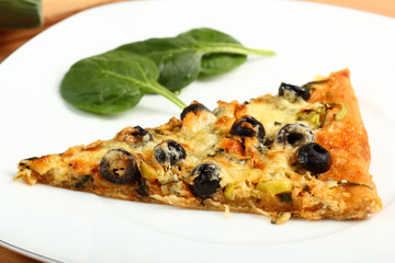 Vegetarian Pizza with Leek and Spinach