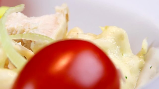 Risoto de alho por&oacute; e tomate cereja
