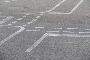 Markierungen auf dem Verkehrsübungsplatz