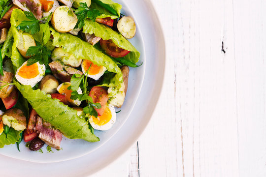 nicoise salad with copyspace