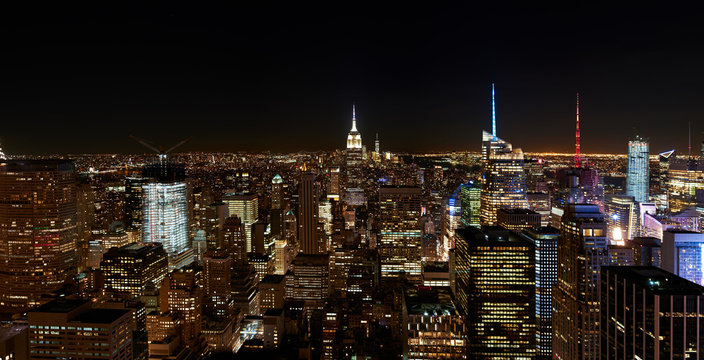 Panorama of the night city, which glows with lights. new york aerial view