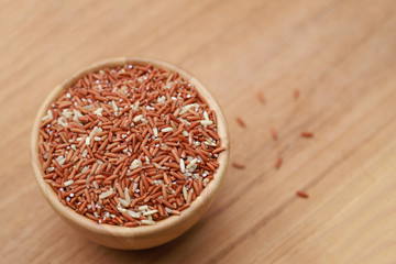 raw rice berry food for cooking 