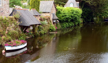 Boat walk along the river of Pontrieux: a small Breton village well-known by its old historical...
