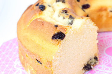 blueberry muffin with blueberries