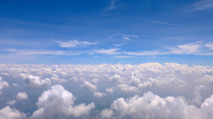 Fototapeta na wymiar Sopra le nuvole
