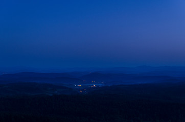 Panorama z Bezmiechowej wieczorem 