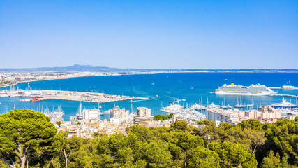 Panoramic view of the bay with port, yachts and cruiser ships, Palma de Mallorca