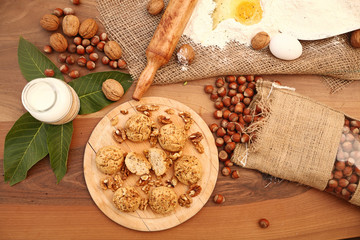 christmas cookies with nuts and spices