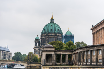Fototapeta na wymiar Main building of Berlin Cathedral Church,one of the complex's most imposing buildings, with a 75-meter-high dome. Built in the New Baroque style, the building is the largest church in Berlin