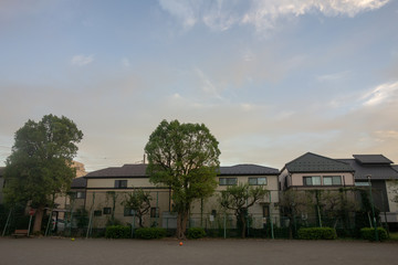Obraz premium 夕方の日本の公園