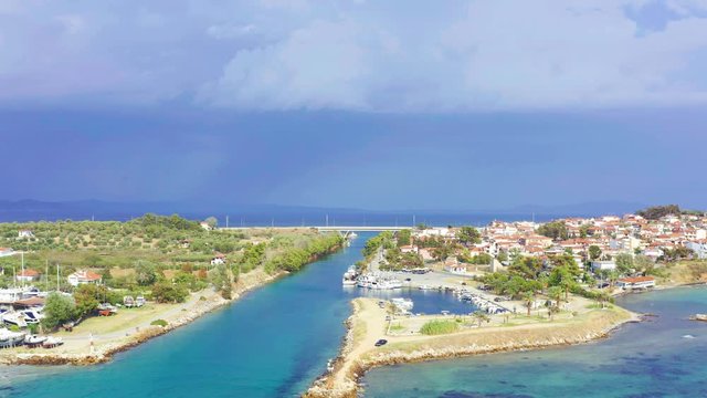 Kanal von Nea Potidea, Chalkidiki, Griechenland